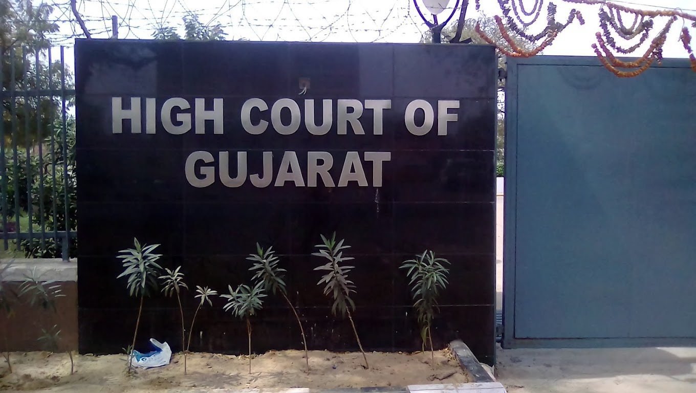 Notification No. 14/2022 Correcting Error In Formula For Determination Of Eligible Inverted Rate Refunds Applicable Retrospectively : Gujarat High Court Notification No. 14/2022 Correcting Error In Formula For Determination Of Eligible Inverted Rate Refunds Applicable Retrospectively : Gujarat High Court