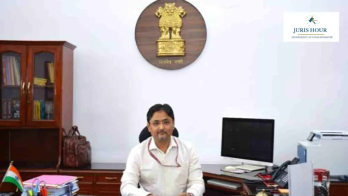 Arvind Shrivastava Takes Charge As Revenue Secretary