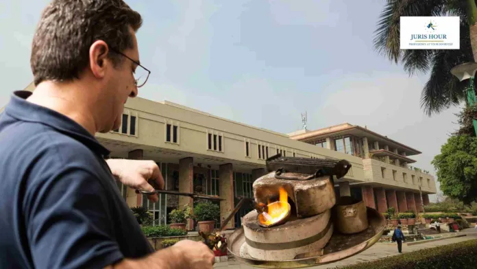 Delhi High Court Acquits Man Caught With 24 Gold Biscuits at IGI Airport, Cites Touchstone Test By Goldsmith