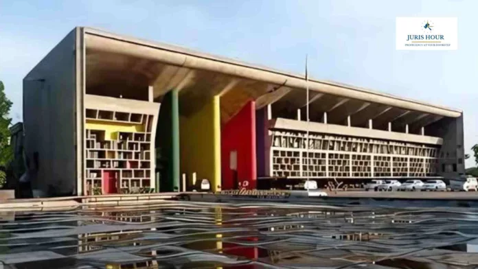 Adverse Remarks Made In Employee's ACR Must Be Reasoned: Punjab & Haryana High Court