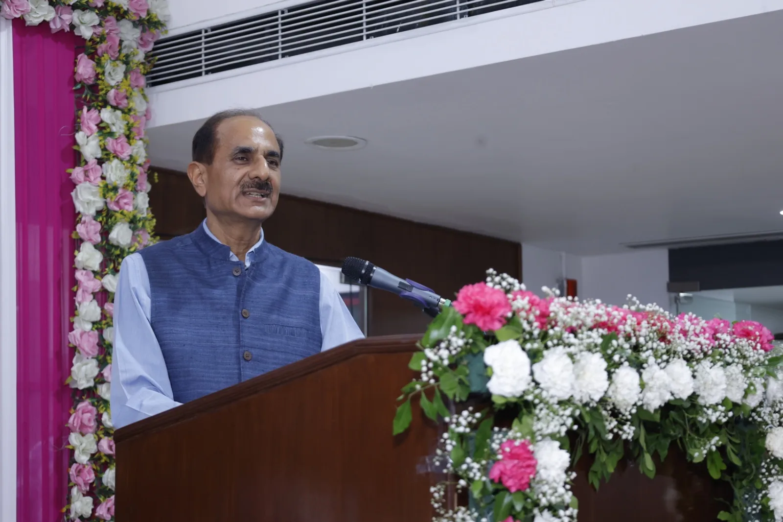 Welcome Address by Shri Sanjay Mangal, Chief Commissioner, CGST Meerut Zone