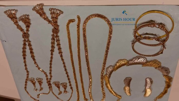 Ahmedabad Customs Seizes Gold Jewellery from Passenger Arriving from Sharjah Ahmedabad Customs Seizes Gold Jewellery from Passenger Arriving from Sharjah